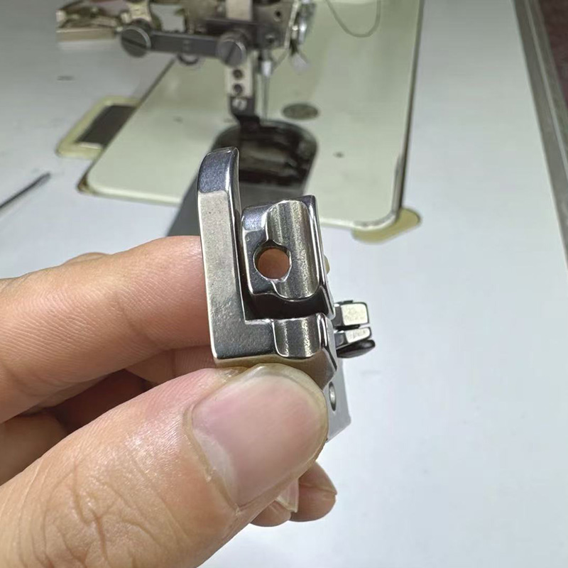 Sewing Tt - Right /Left Toe WELT Piping Foot