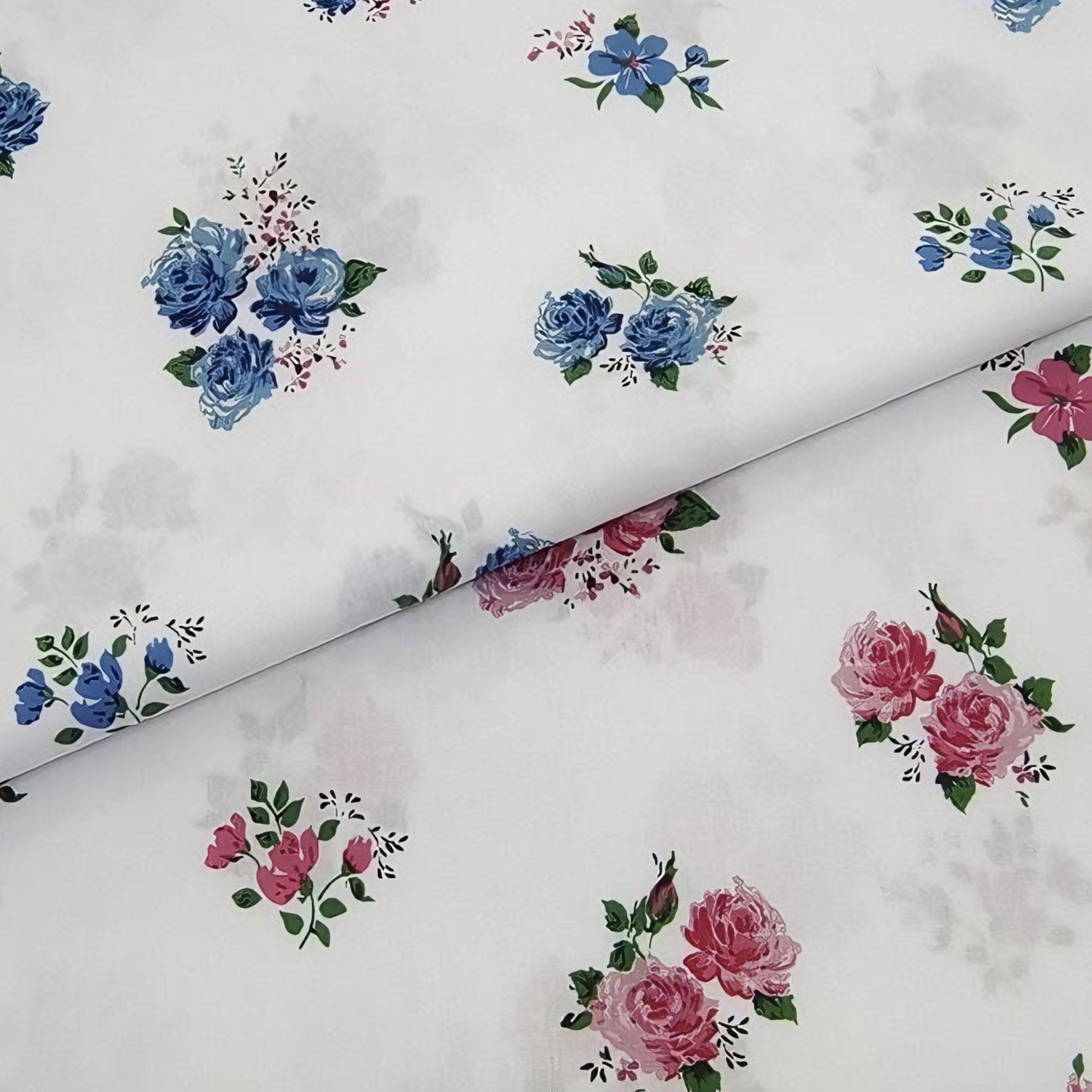 Vintage Sewing Textile - 145x50cm Vintage Floral Printed Cotton Fabric