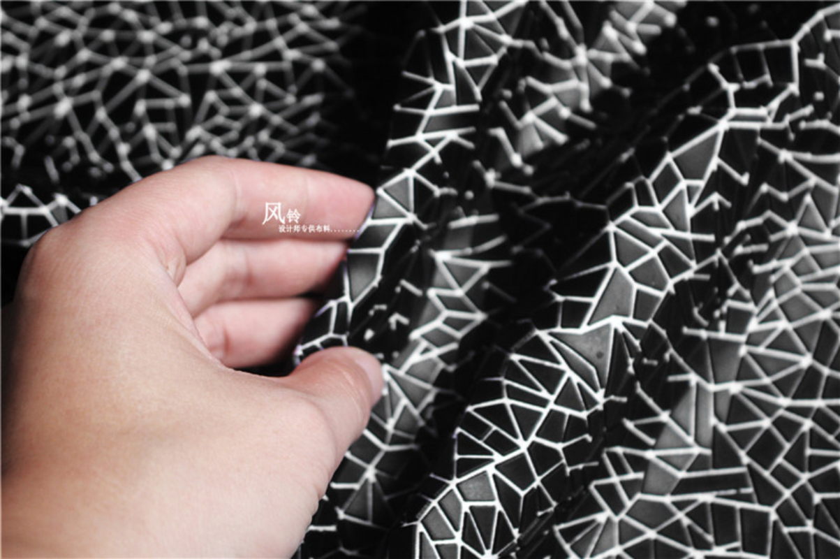 PU Fabric Black Irregular Shap - огляд і ціна Is Sewing Textile Art