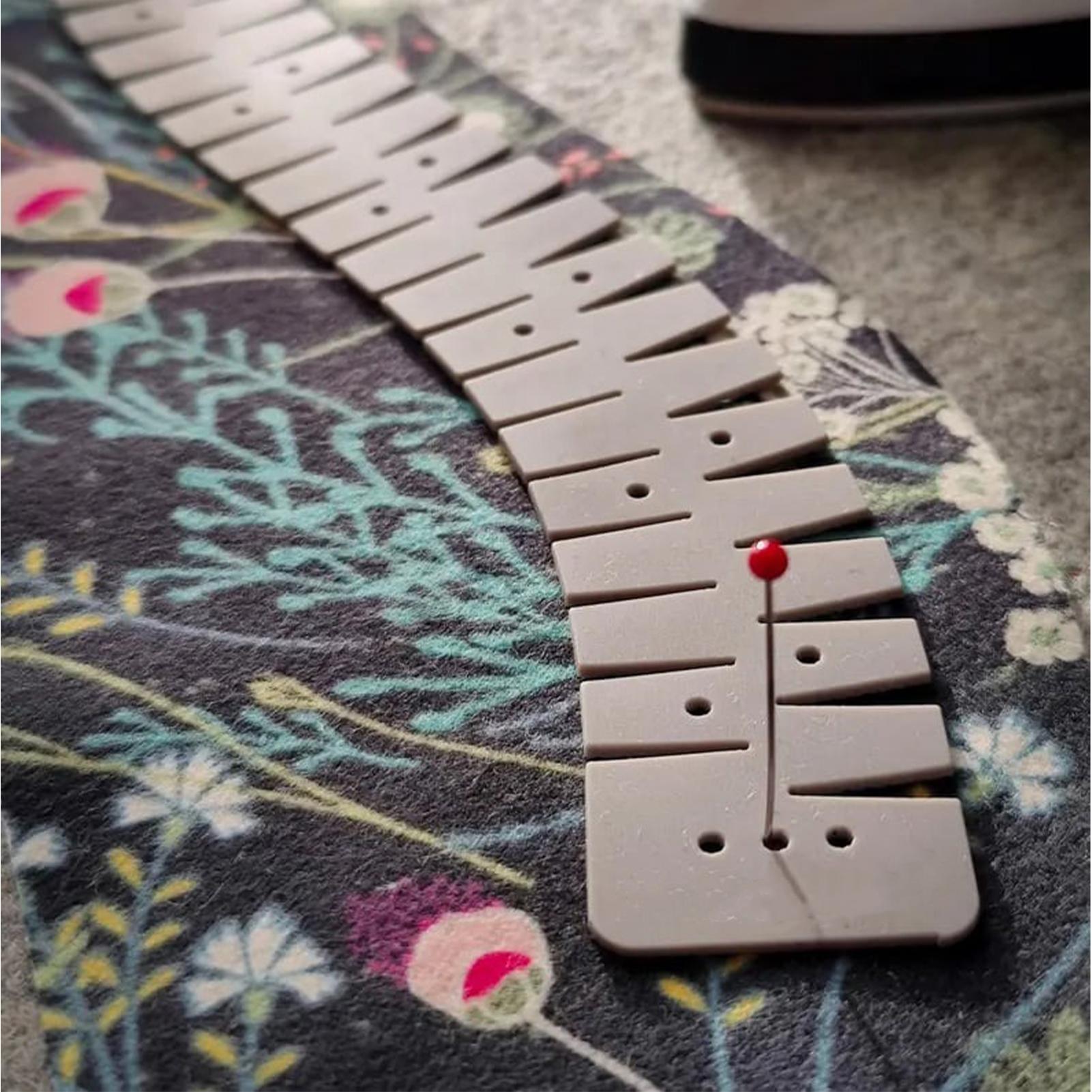 Silicone Hemming Ruler With Ma - огляд і ціна Sewing Hemming