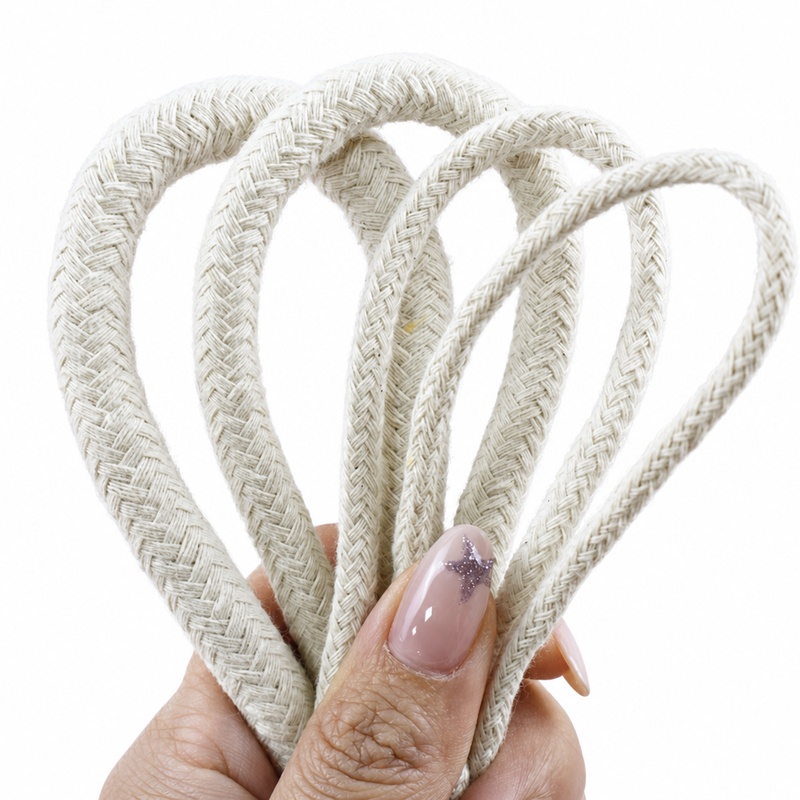 10/20M 4-10mm Beige 16 Shares  - огляд і ціна Sewing Thread In Textile