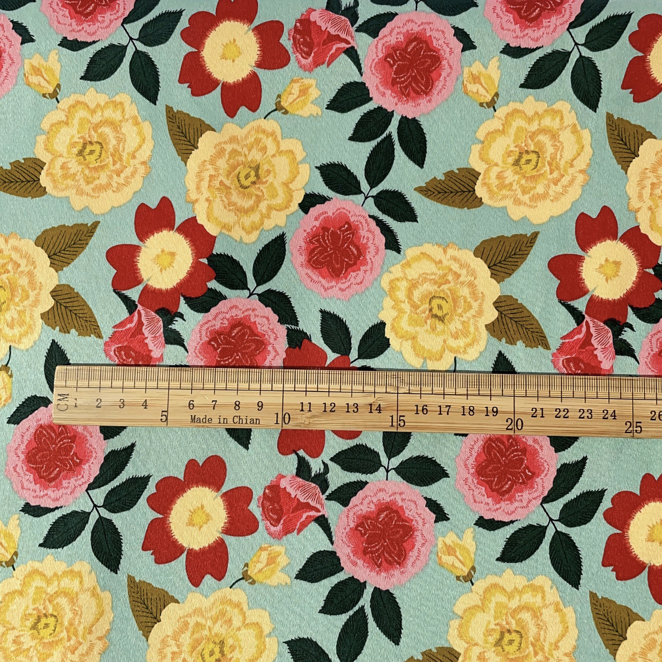 Vintage Floral Printed Satin 1 - огляд і ціна Vintage Sewing Textile