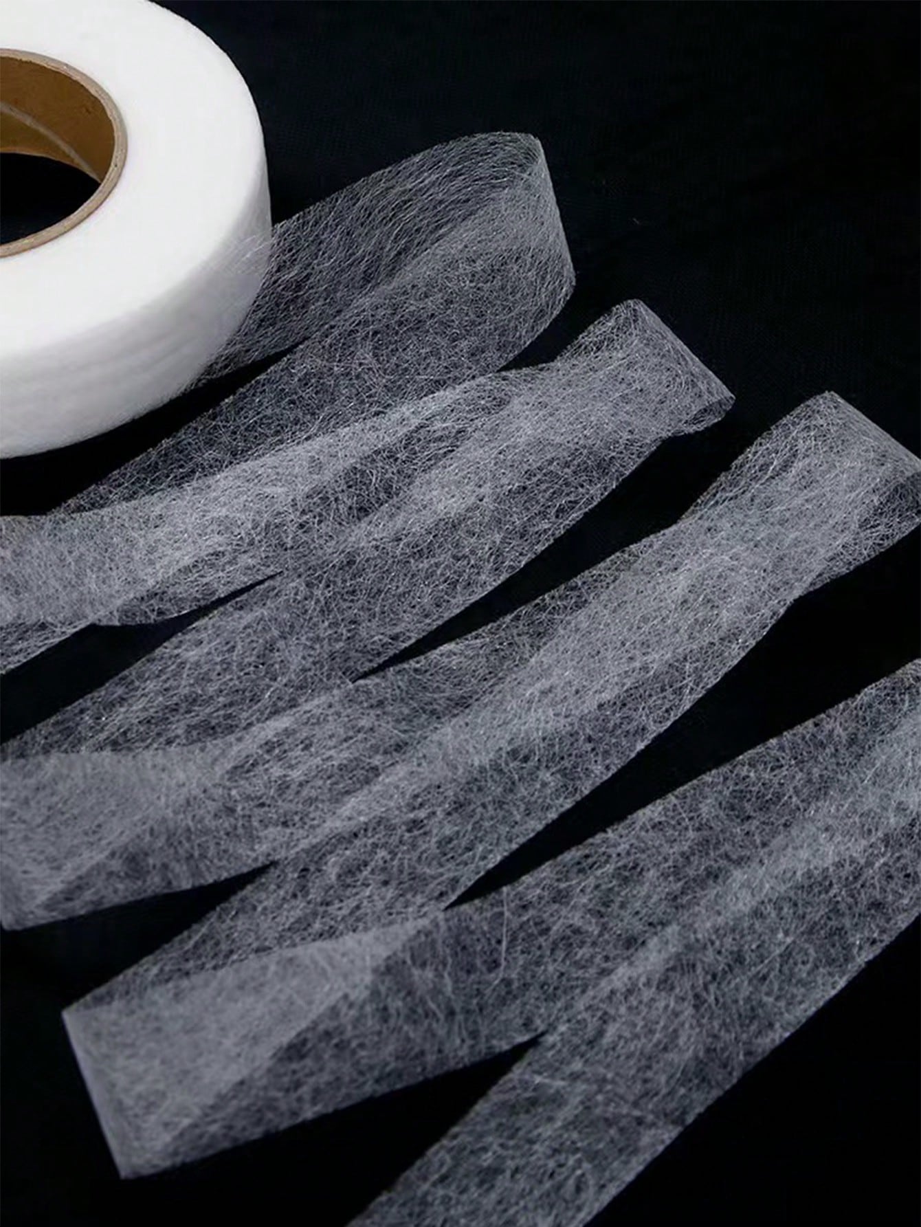 Iron-On Hemming Tape, No Sew F - огляд і ціна Sewing Hemming