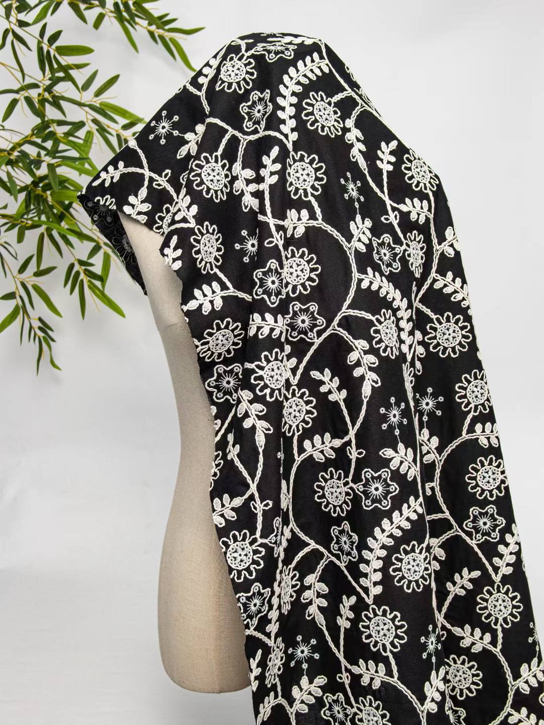 Vintage full-width embroidered - огляд і ціна Vintage Sewing Textile