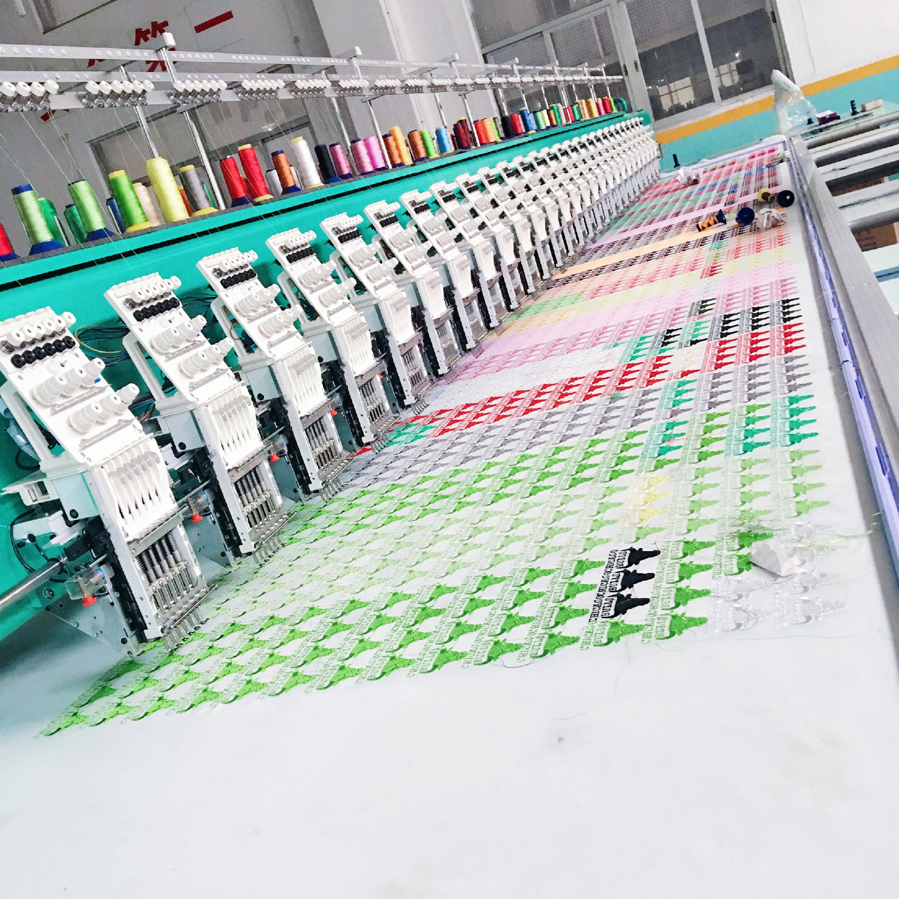Yonthin Computer Embroidery Ma - огляд і ціна Sewing Machine In Textile Industry