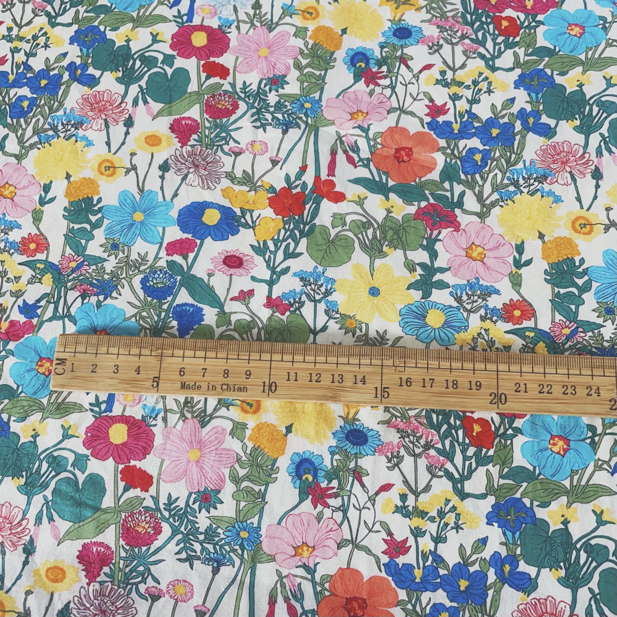 Vintage Floral Printed Cotton  - огляд і ціна Vintage Sewing Textile